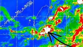 東南風的潮濕空氣到！（圖／翻攝自鄭明典臉書）