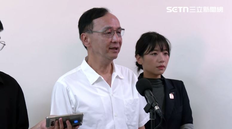 針對國民黨主席改選，朱立倫喊話「請盧秀燕三思」。（圖／記者詹宜庭攝影）