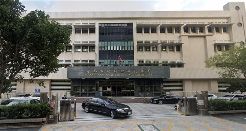 台南市財政稅務局林姓女專員，拒絕被調派至總局，提起行政訴訟。（圖／翻攝google map）