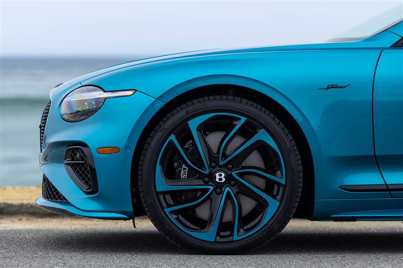 賓利發表全新「Ombre by Mulliner」漆面。（翻攝Bentley網站）