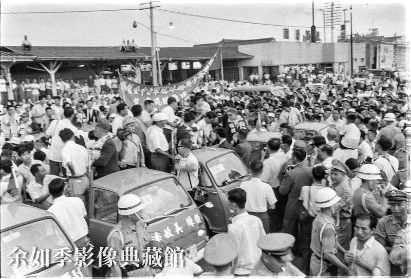 56年前台灣第一次威廉波特世界少棒冠軍曝光，《台中金隆少棒隊》回國受到萬人空巷歡迎。圖為 台中盛況。（圖／《余如季影像典藏館》提供）