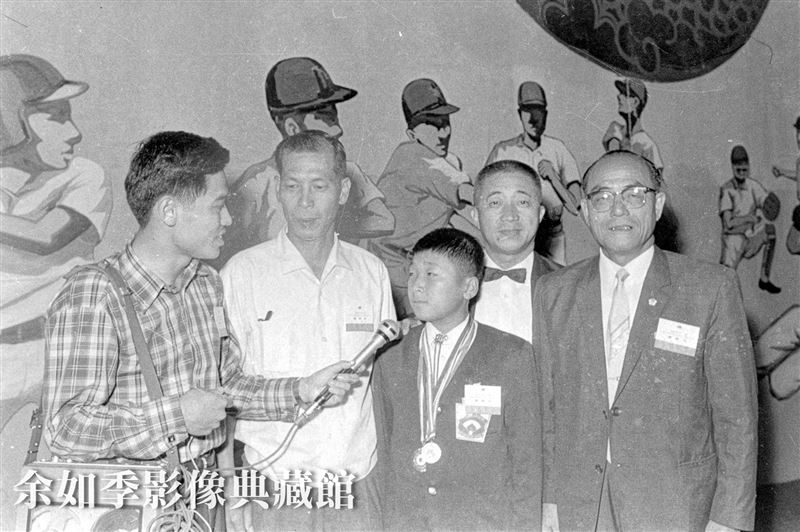 56年前台灣第一次威廉波特世界少棒冠軍曝光，《台中金隆少棒隊》回國受到萬人空巷歡迎。圖為 台中盛況。（圖／《余如季影像典藏館》提供）
