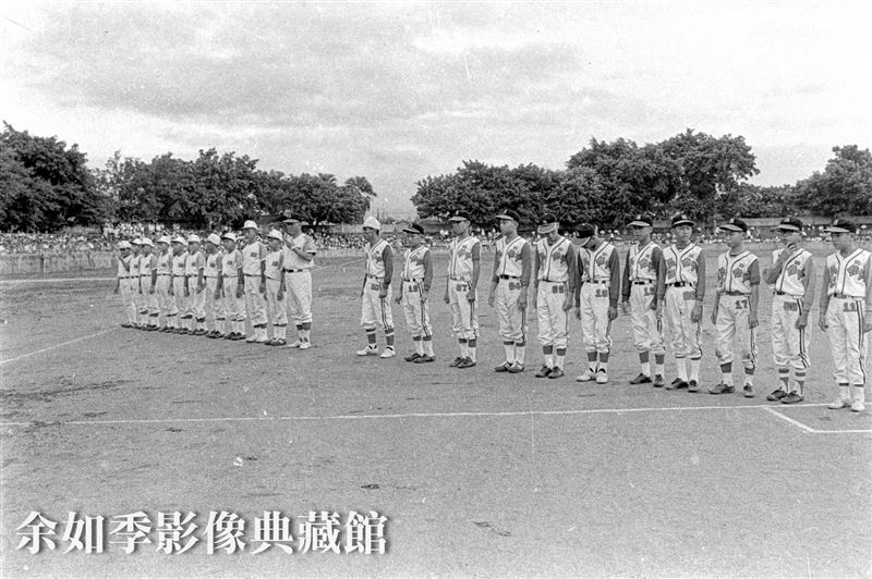 56年前台灣第一次威廉波特世界少棒冠軍曝光，《台中金隆少棒隊》回國受到萬人空巷歡迎。圖為 台中盛況。（圖／《余如季影像典藏館》提供）