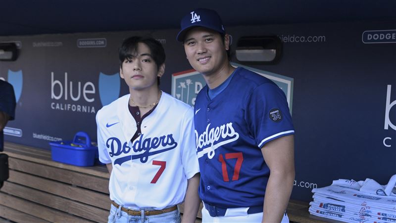 賽前見BTS成員V　大谷沒安打道奇照完封勝