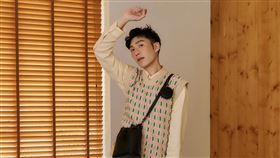 百萬網紅「見習網美小吳」有大批粉絲。（圖／翻攝自臉書）