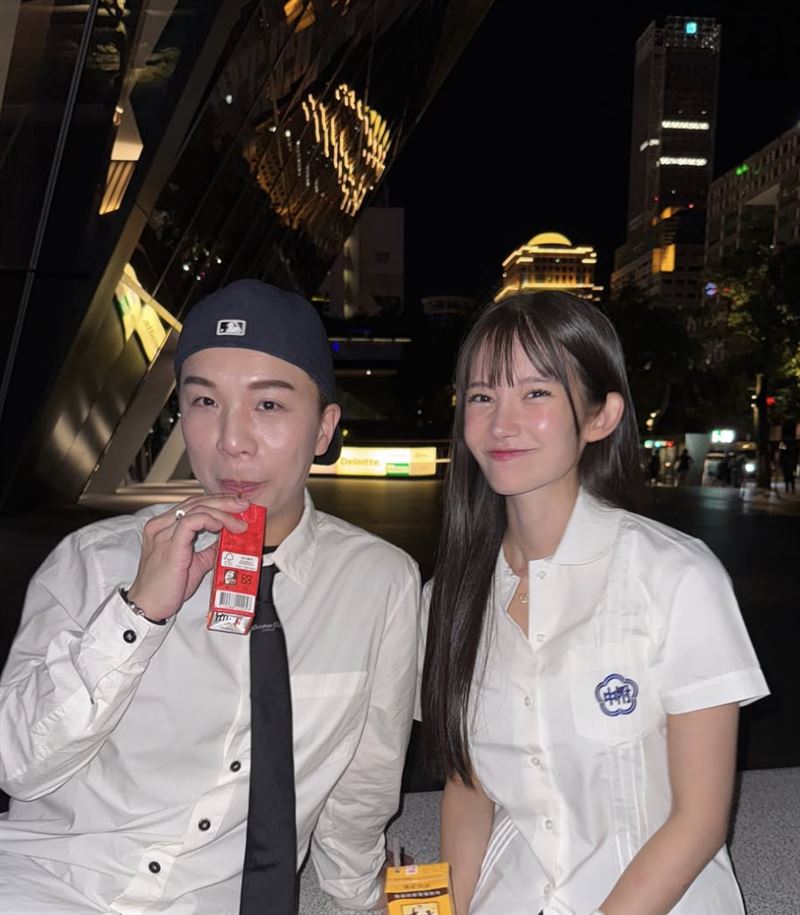 金奈見（右）與派翠克同框。（圖／翻攝自IG）