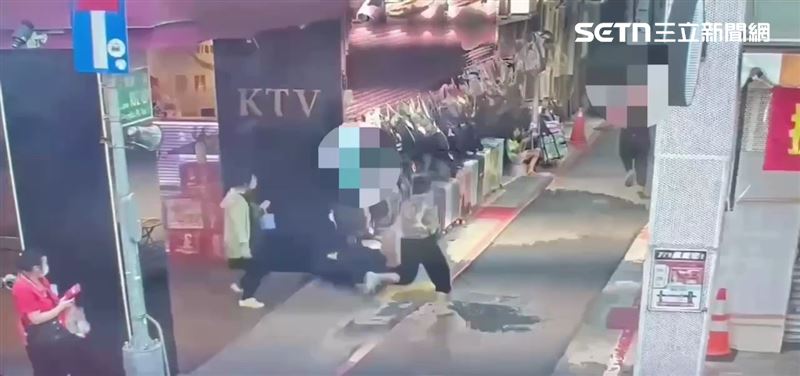 北市林男以兌換外幣為由，搶走殷女的21萬元仍遭逮。（圖／翻攝畫面）