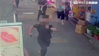 西門町兌換人民幣　他搶走21萬被路人壓制