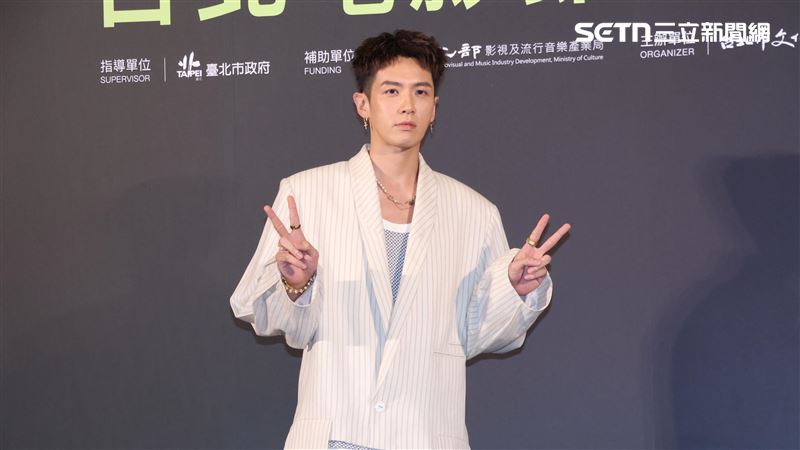 柯震東無預警曬「老婆」！網喊：娶了