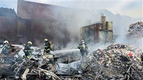 台北,松山,資源回收廠,火警,消防局。（圖／翻攝畫面）