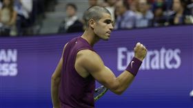 艾卡拉茲（Carlos Alcaraz）26日美網直落3取勝。（圖／美聯社／達志影像）