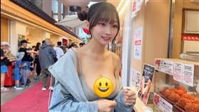 Phakchi上街露J奶惹怒民眾。（圖／翻攝自X）