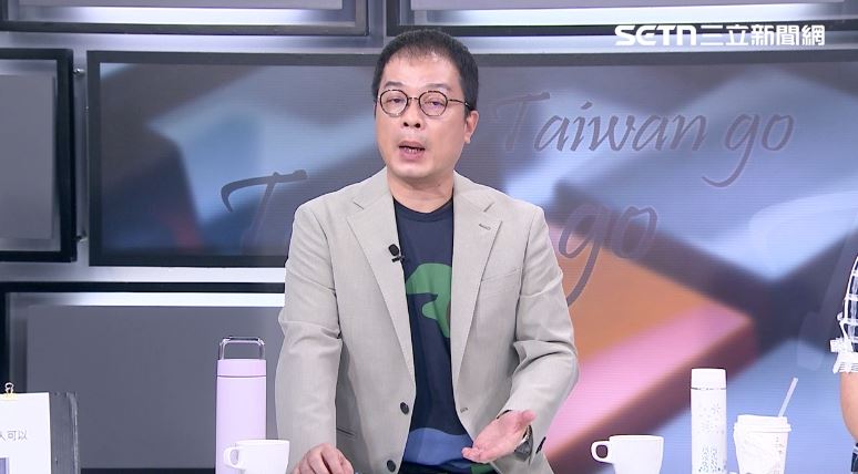 鍾年晃表示，媒體可以天天問黃國昌「是不是美國人阿爸」以讓其媒體聲量不見。（圖／翻攝畫面）