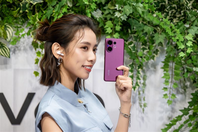 vivo Buds Air3推雲朵白、藍莓藍雙色，售價1,199元