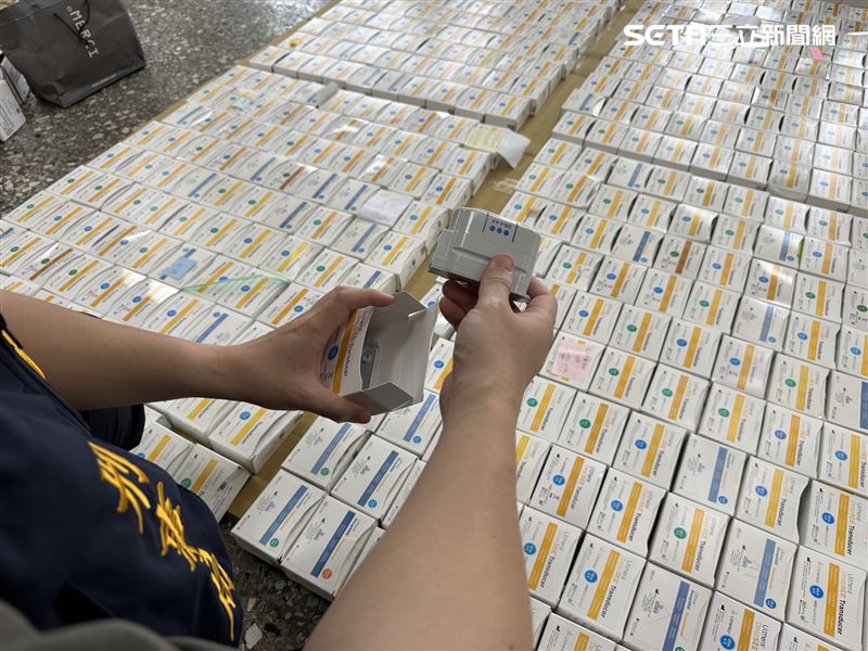 刑事局查扣大批未經許可輸入或回收的醫美器材。（圖／翻攝畫面）