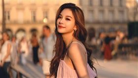 女星艾莉絲2017年再婚英國外交官馬培迪移居英國