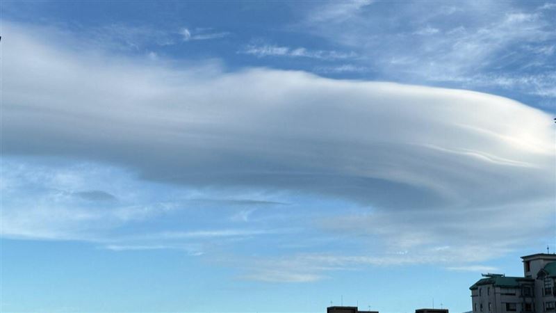 莢狀雲現身台北！鄭明典點1地要降溫了