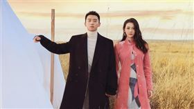 鄭愷、苗苗。（圖／翻攝自微博）