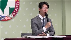 民進黨發言人吳崢召開「有嘴說人、沒臉說自己 藍營光電弊案一籮筐」記者會。（圖／記者劉秀敏攝影）