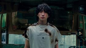 邱鋒澤〈BEFORE THE FINISH LINE〉。（圖／原音娛樂提供）