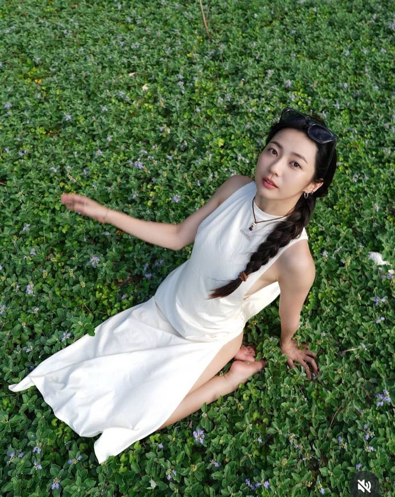 慈妹綠島穿超辣。（圖／翻攝自慈妹IG）
