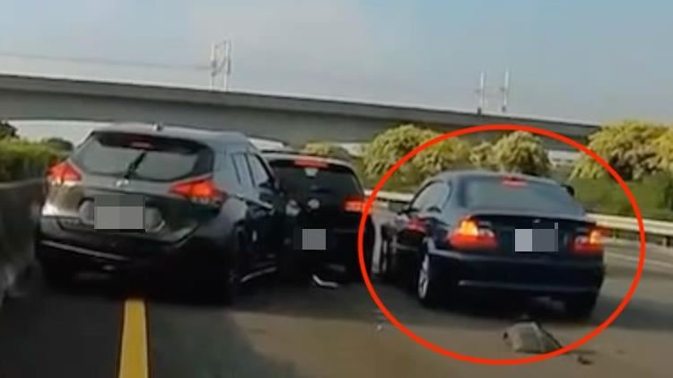 撞擊瞬間曝！BMW「煞不住撞上」3車撞成團