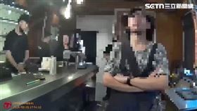 北市蕭男前往金豬食堂用餐，因遲到被取消訂位怒砸存錢筒。（圖／翻攝畫面）