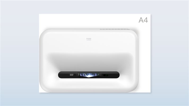 OVO雷射電視mini SS1造型A4紙還小。（圖／品牌業者提供）