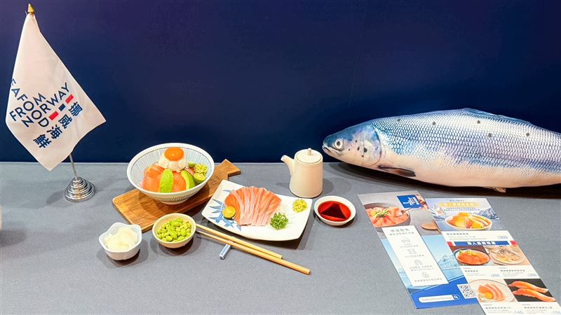 百八魚場聯手挪威海鮮推出限時挪威鮭魚料理。（圖／品牌業者提供）