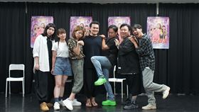 春河劇團演出「詭哭郎嚎」，演員郎祖筠、賴銘偉。（圖／春河劇團提供）