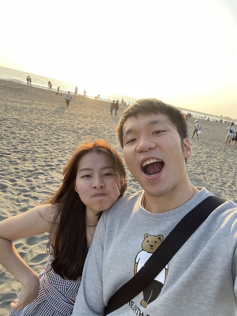 30歲部長李洋震撼登場！從羽球金牌到運動部首腦，他喜歡女友的笑口常開，珍惜家人親友，對未來已有規劃。（圖／翻攝自IG @leeyang0812）