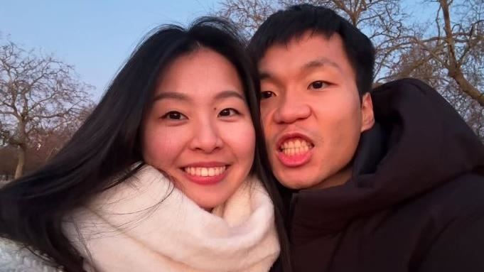 30歲部長李洋震撼登場！從羽球金牌到運動部首腦，他喜歡女友的笑口常開，珍惜家人親友，對未來已有規劃。（圖／翻攝自IG @leeyang0812）