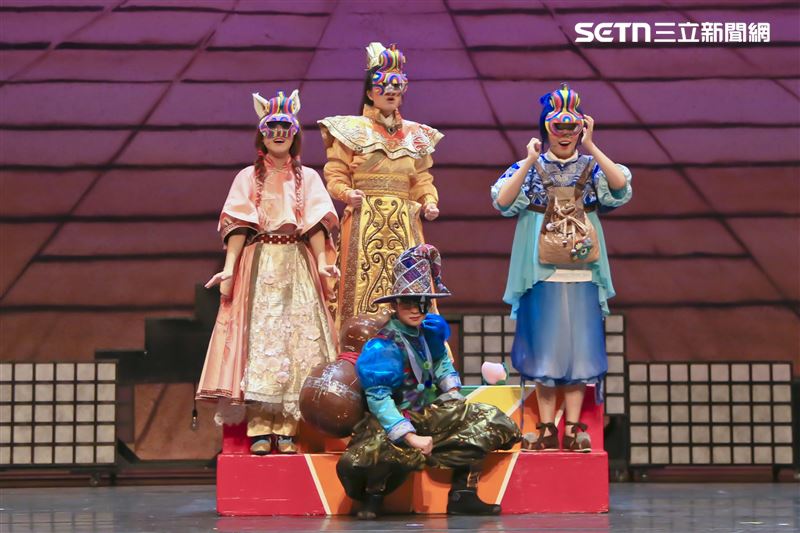 8月30日(六)晚上7點《明星節度使》於新營文化中心戶外廣場演出。(圖／風神寶寶兒童劇團提供)