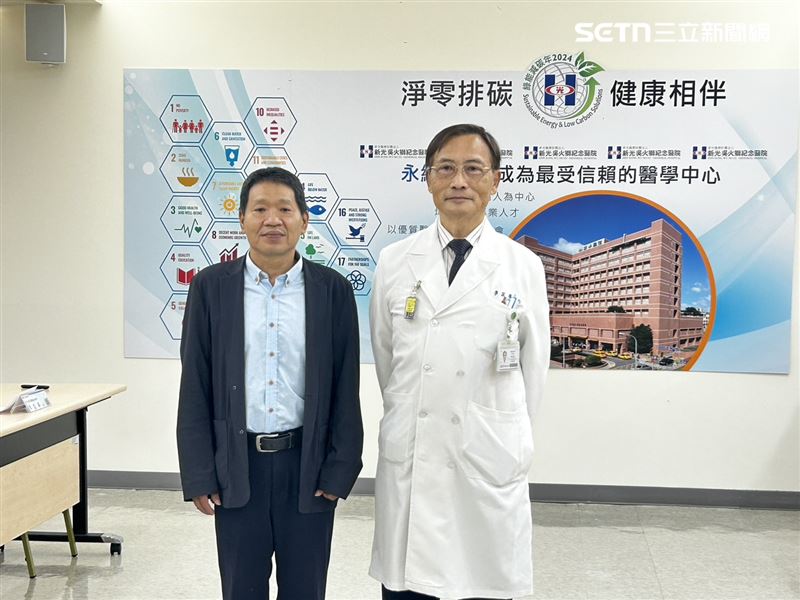 季匡華主任與個案合影(右至左)。(圖/記者簡浩正攝影)