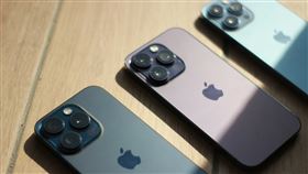 以最熱銷、漲價可能性相對大的Pro以上旗艦機型來看，不僅支撐高階市場，也是蘋果的營收支柱。