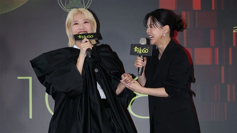 曾寶儀扛金鐘主持求饒:放老人家一條生路