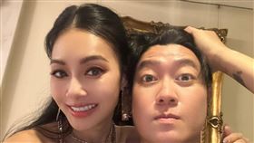 王思佳悲悼彩妝師好友吳阿志辭世（圖／翻攝自IG @pinksophia0818）