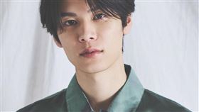 萩原利久將出席9月13日在紀伊國屋微風店舉辦的寫真書手渡會。（圖／TopCoat提供） 