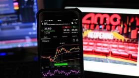 AI算力競賽、能源革命與美元霸權三大趨勢同時發力，成為推升美股屢創新高的結構性動能，驅動新一輪長線牛市。（示意圖／PIXABAY）