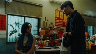 日劇女神激吻張洛偍！他追星成功不忍痛哭