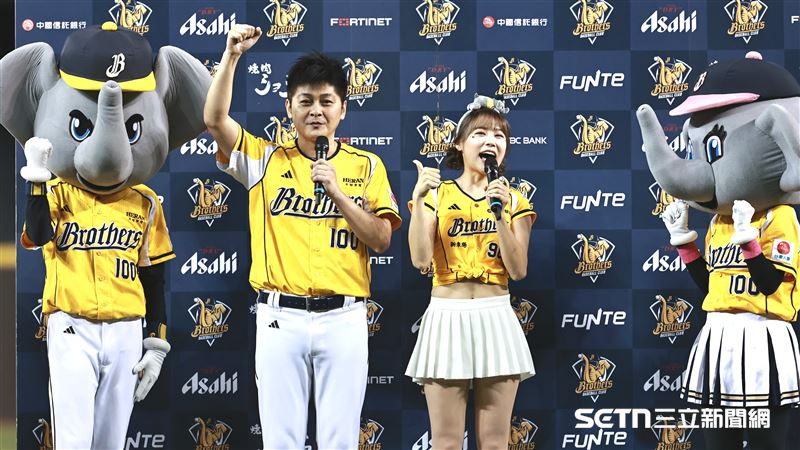PS女孩韓籍成員JJUBI（朴善珠）賽後用中文致詞。（圖／記者劉彥池攝影）