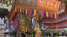 ▲七星娘娘「做十六歲」守護孩童平安。（圖／記者林瓊玉攝影）