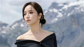 侯佩岑先前到瑞士出席活動。（圖／翻攝自微博）