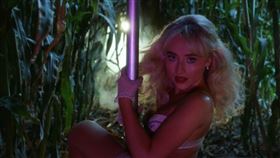 美國新生代小天后莎賓娜卡本特。（圖／環球提供）