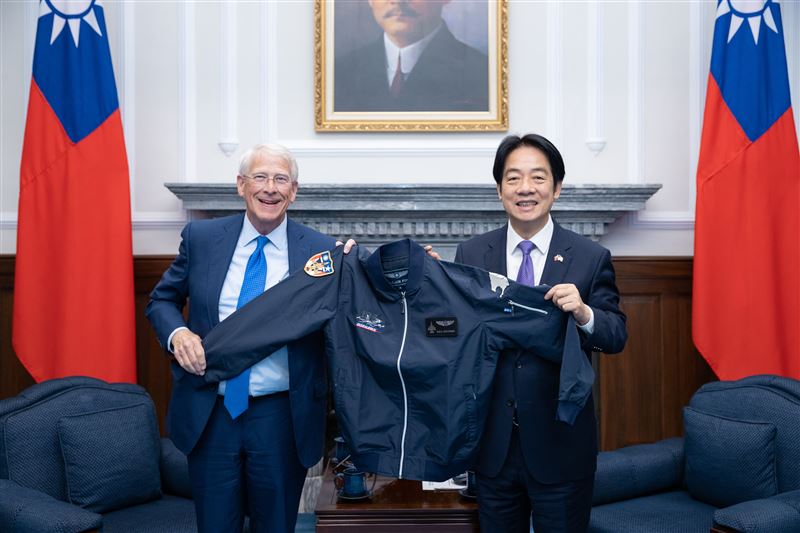 總統賴清德接見「美國聯邦參院軍委會主席維克訪問團」。（圖／總統府提供）