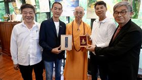 楠西萬佛寺、故宮及北港朝天宮強強聯手　24K觀音黃金卡全球限量（業配勿用）