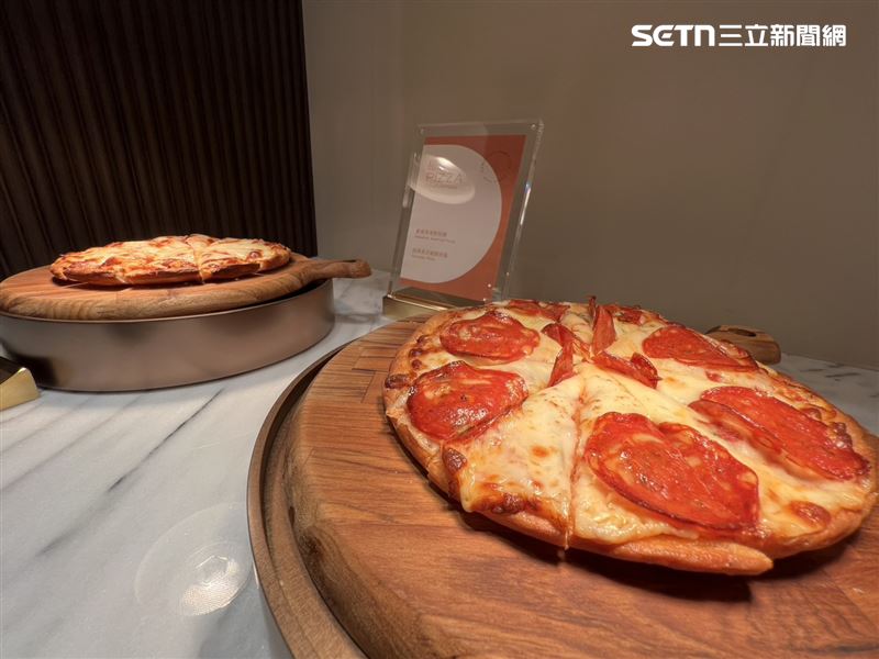 Pizza提供2種口味供選擇。（圖／記者林昱孜攝影）