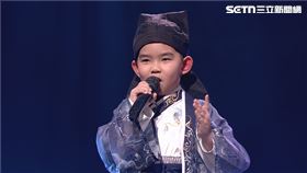 小小歌王擂台主曾宥嘉。(圖/超級紅人榜提供)