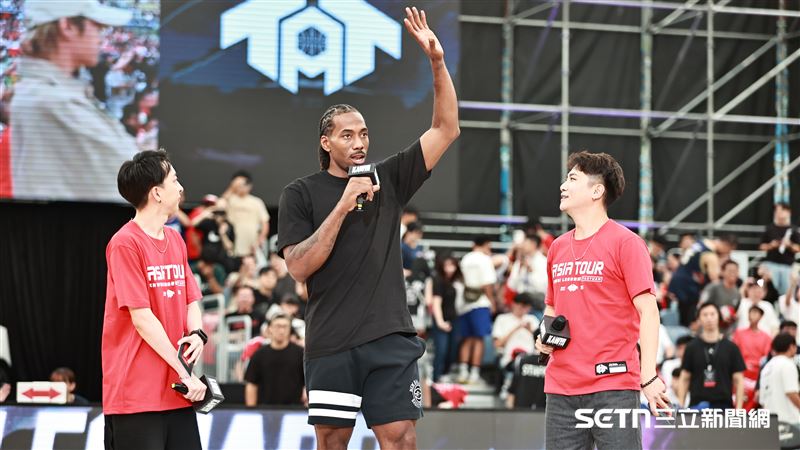 NBA快艇球星「可愛」雷納德出席「可愛豹擊」球迷會。（圖／記者劉彥池攝影）