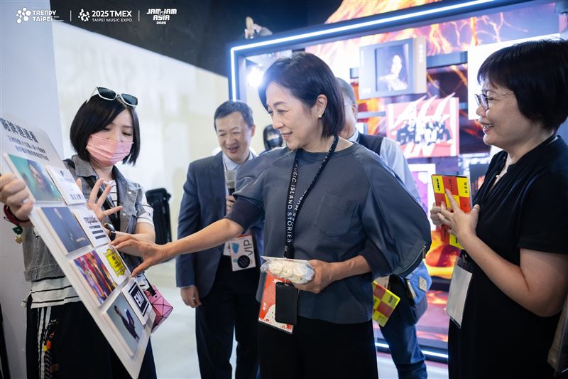 臺北音樂博覽會 TMEX 品牌展覽今盛大開展！文化局偕同北流，匯集文化部影視局、文策院、高流首組聯合展位，力挺臺灣流行音樂產業。（圖／文化部提供）